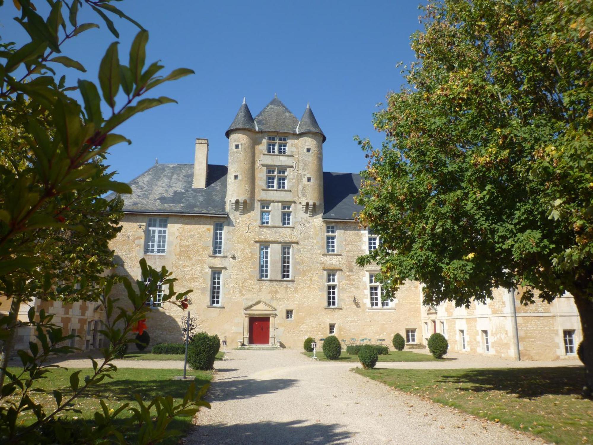 Chateau D'Avanton Bagian luar foto